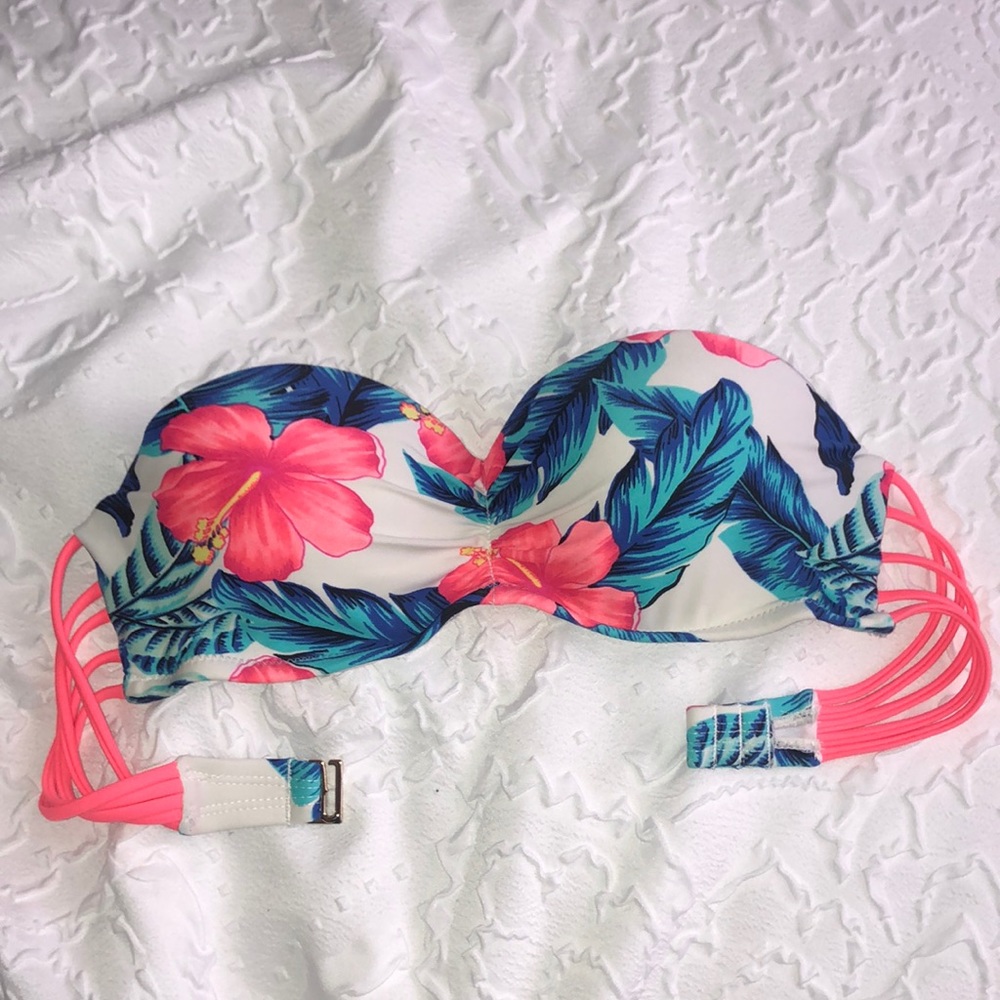 Bathing suit top